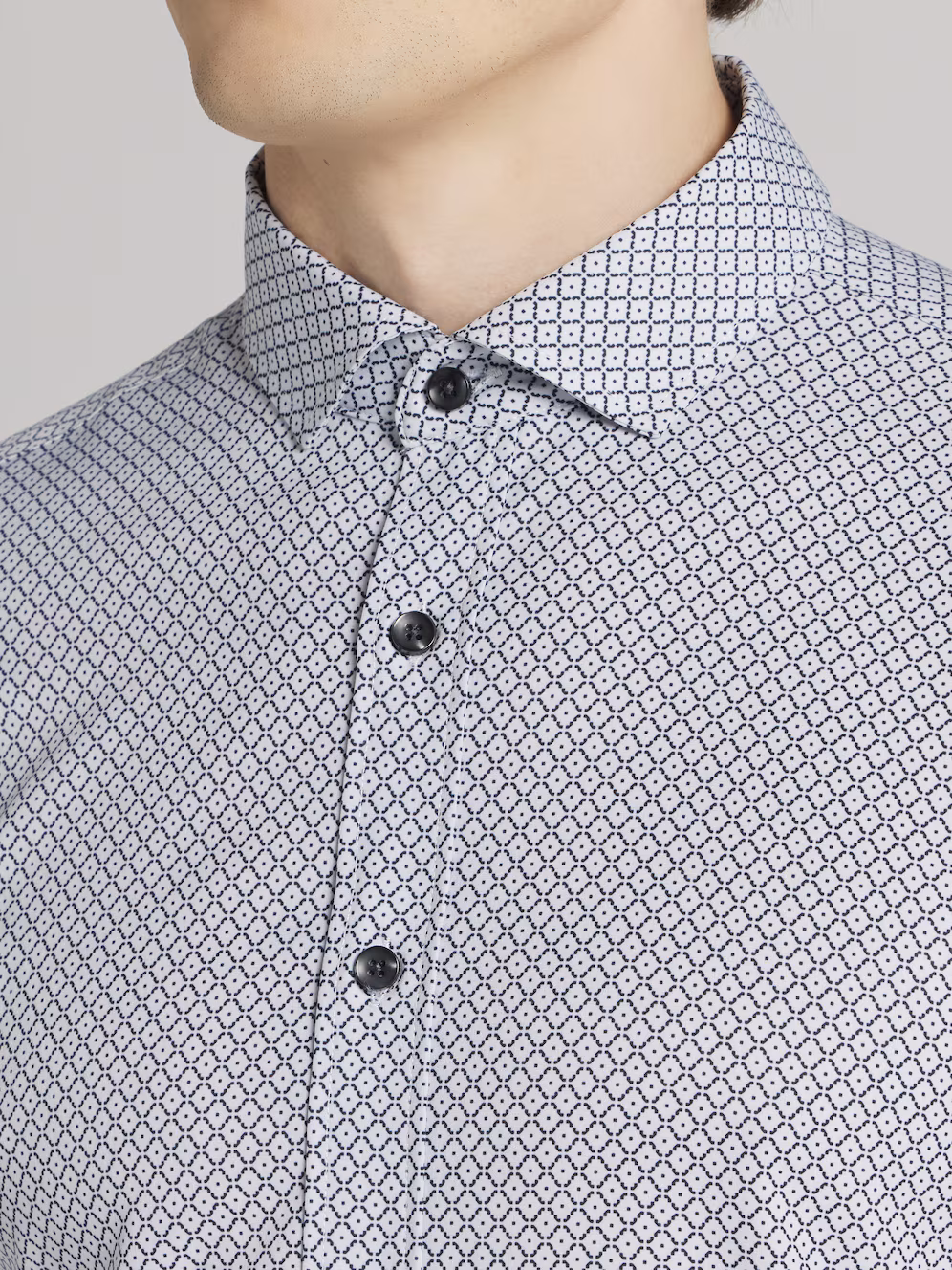 66KZ_03_AWEARNESS_KENNETH_COLE_BUTTON_UP_SHIRTS_WHITE_MAIN