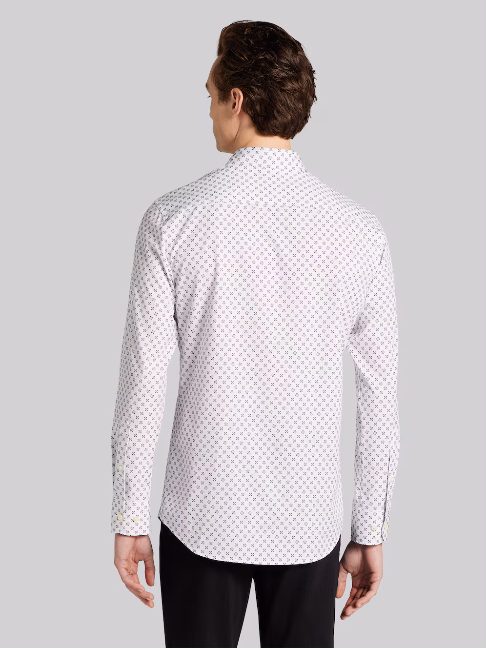 66P0_49_AWEARNESS_KENNETH_COLE_TSHIRTS_WHITEGREY_ALT3