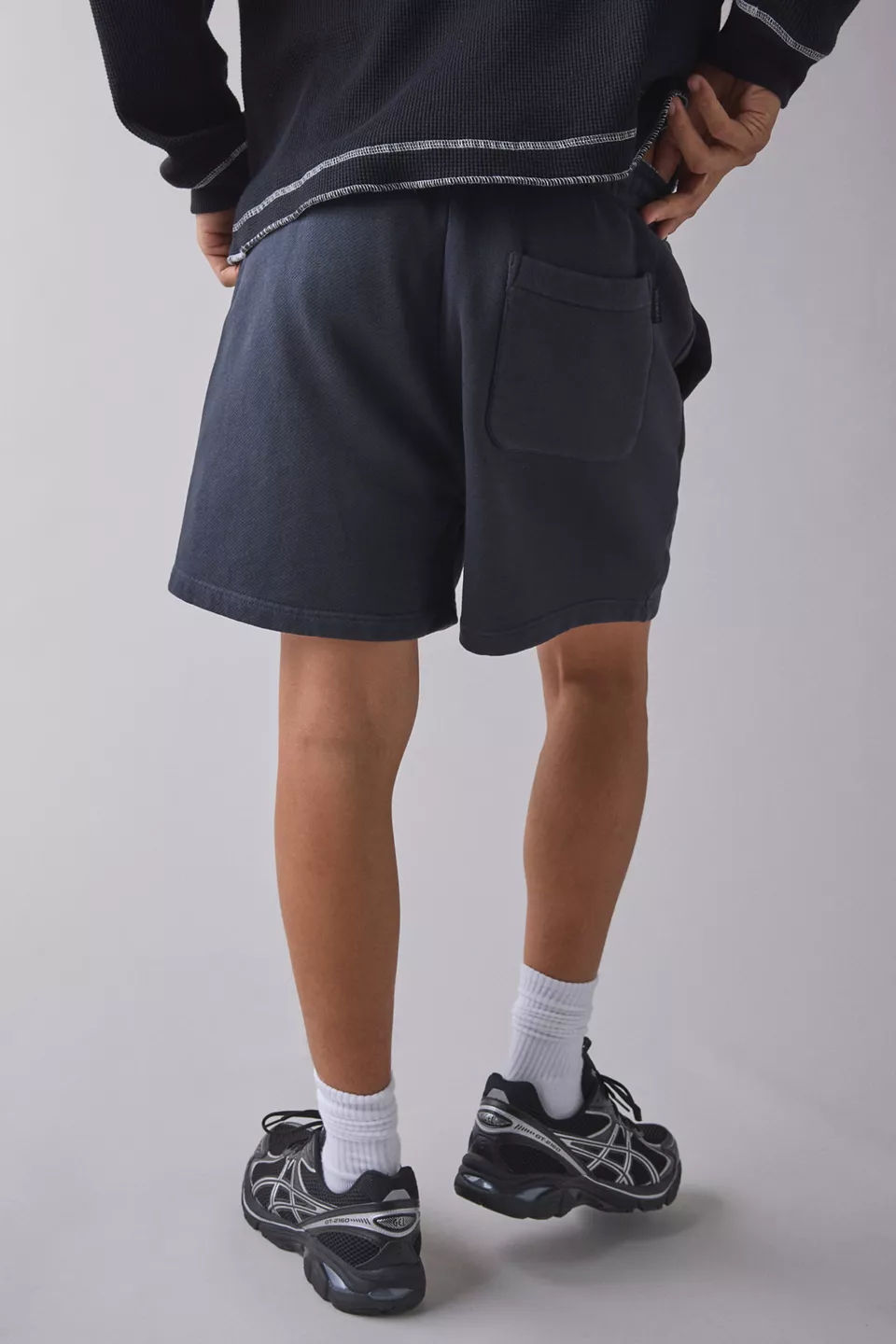 105057863_002_b3