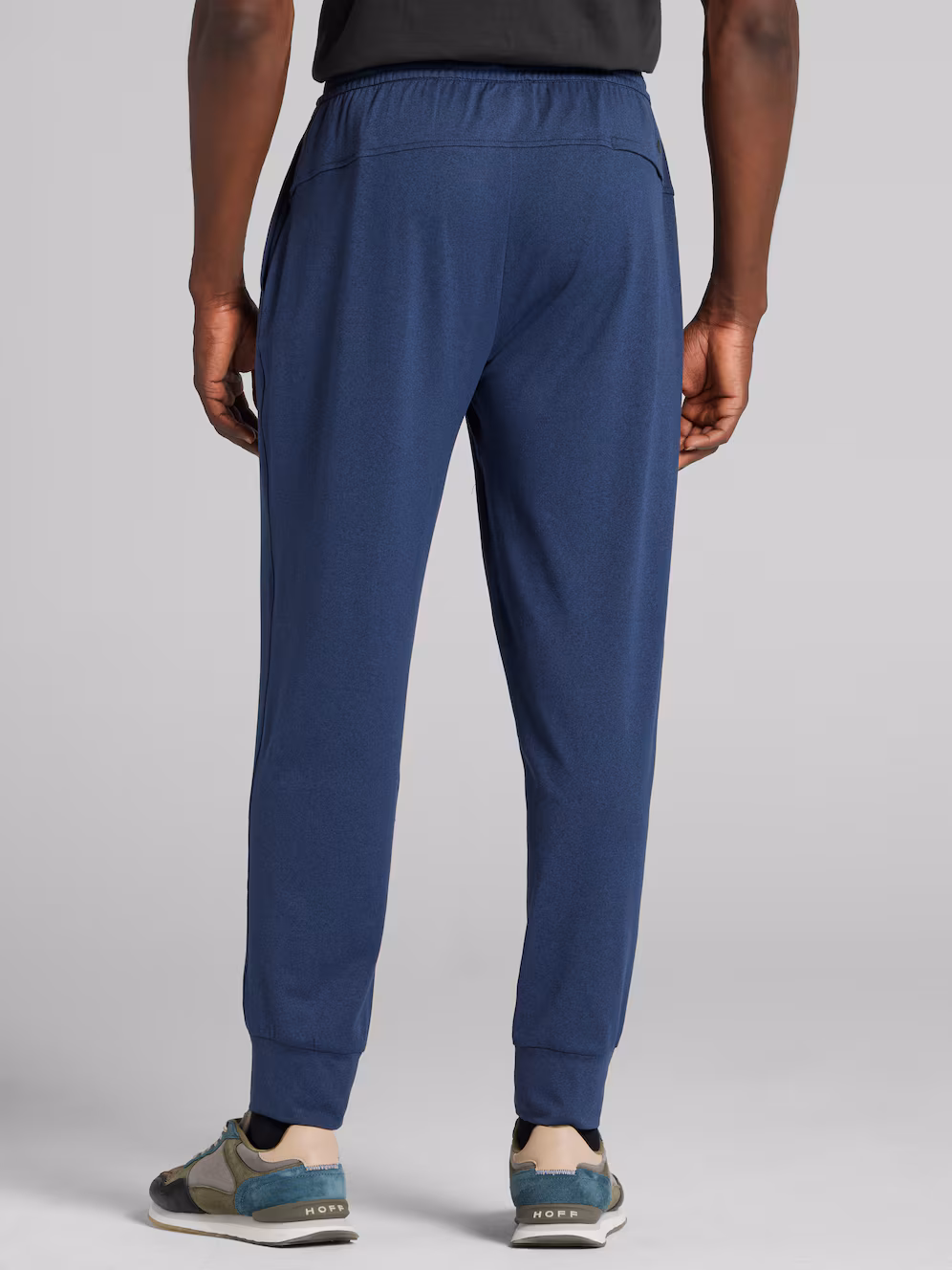 21JF_36_AWEARNESS_KENNETH_COLE_JOGGERS_NAVY_ALT1